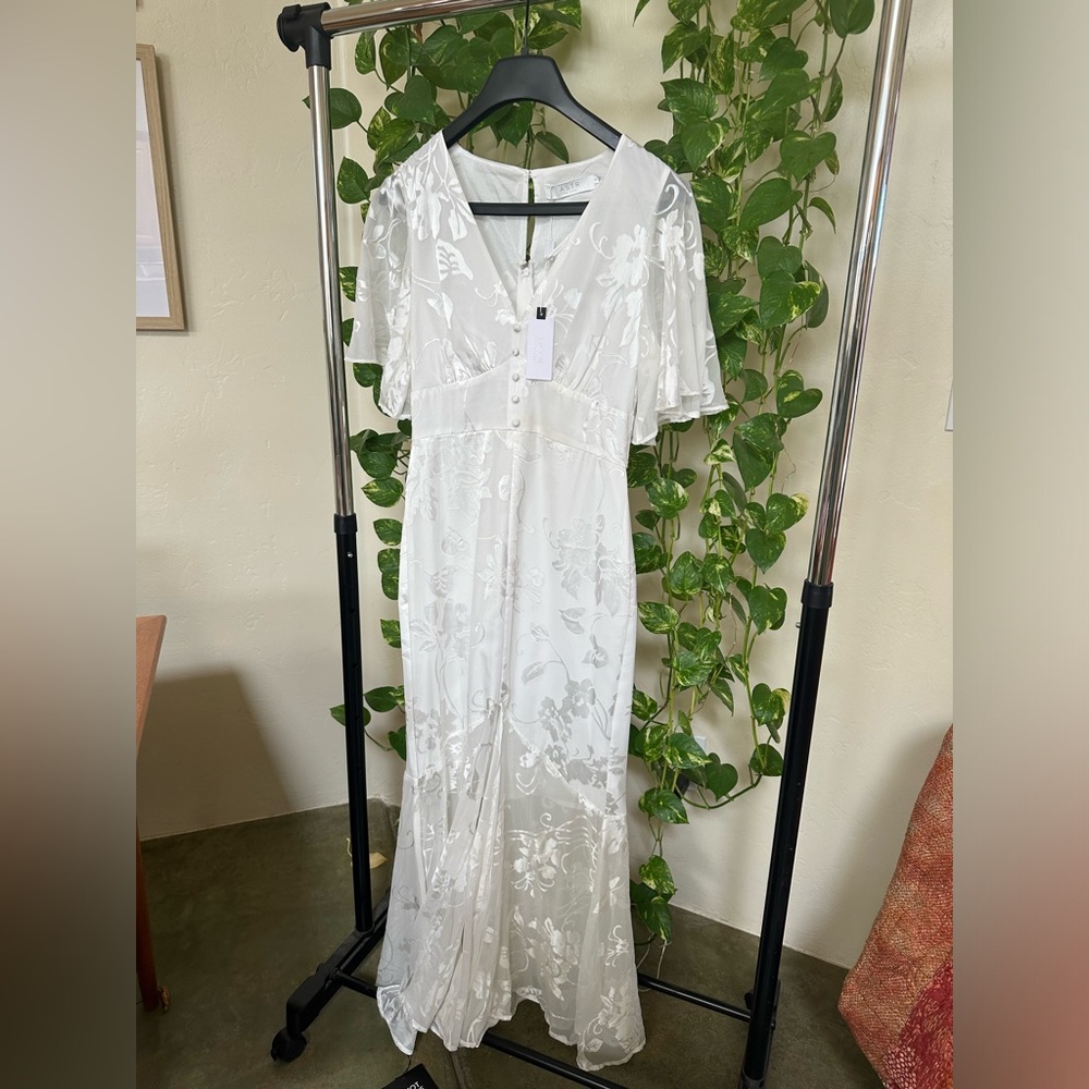 ASTR the Label Jasmine Floral midi dress - Picture 5 of 9